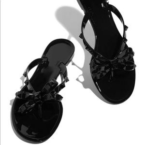JELLY FLIP FLOPS WITH BLACK STUDS